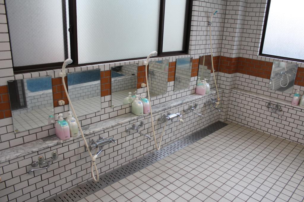 Sugakuso Hotel Yamanakako Buitenkant foto