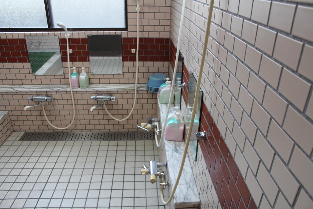 Sugakuso Hotel Yamanakako Buitenkant foto