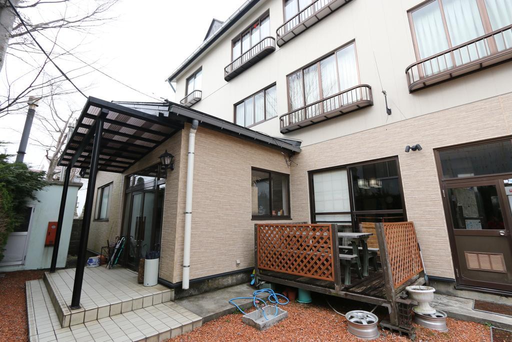Sugakuso Hotel Yamanakako Buitenkant foto